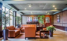 Quality Inn & Suites Riverfront Oswego Ny